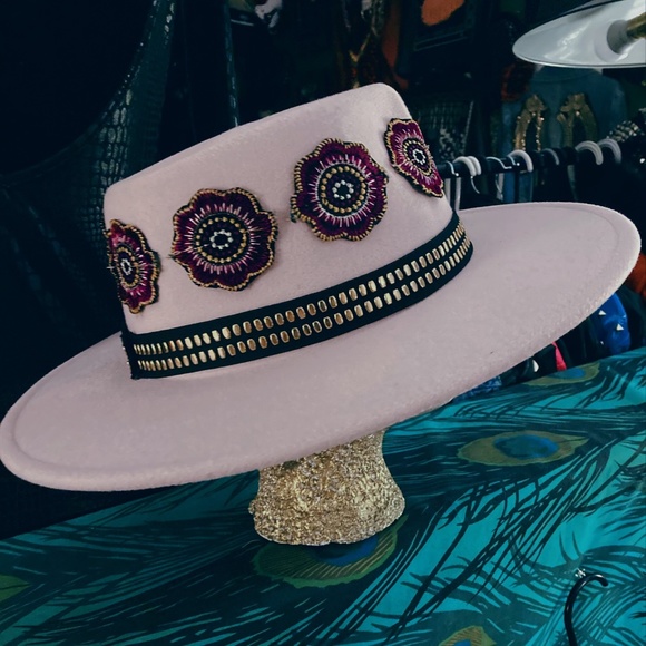 Customed Dusty Pink Hat main image 5